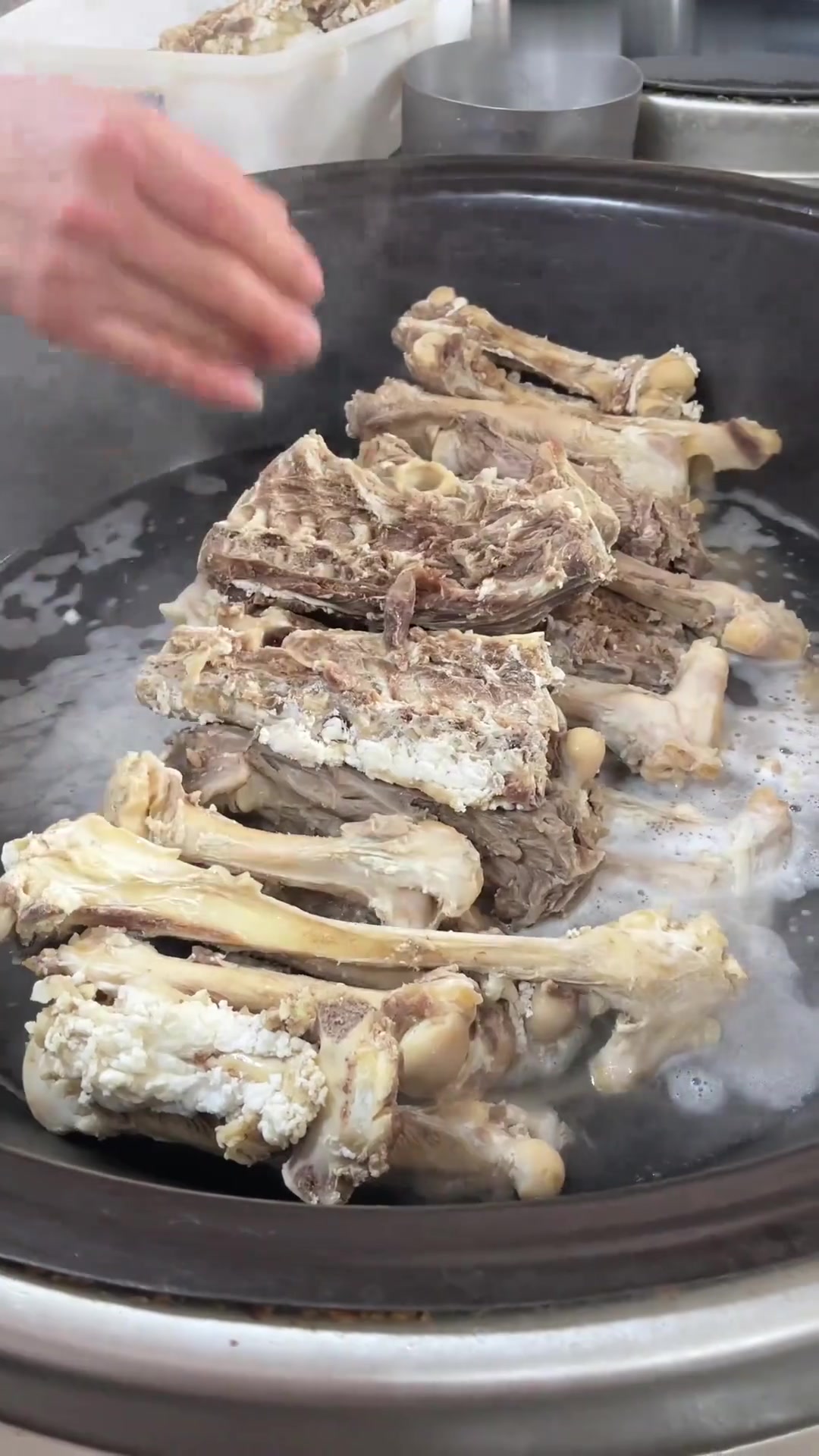 单县羊肉汤熬制全过程及正宗做法