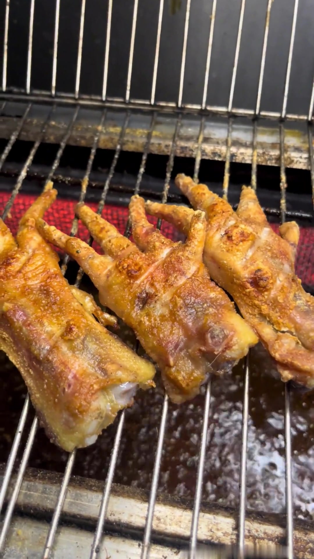 烤鸡爪教程:如何烤出又香又脆的鸡爪子