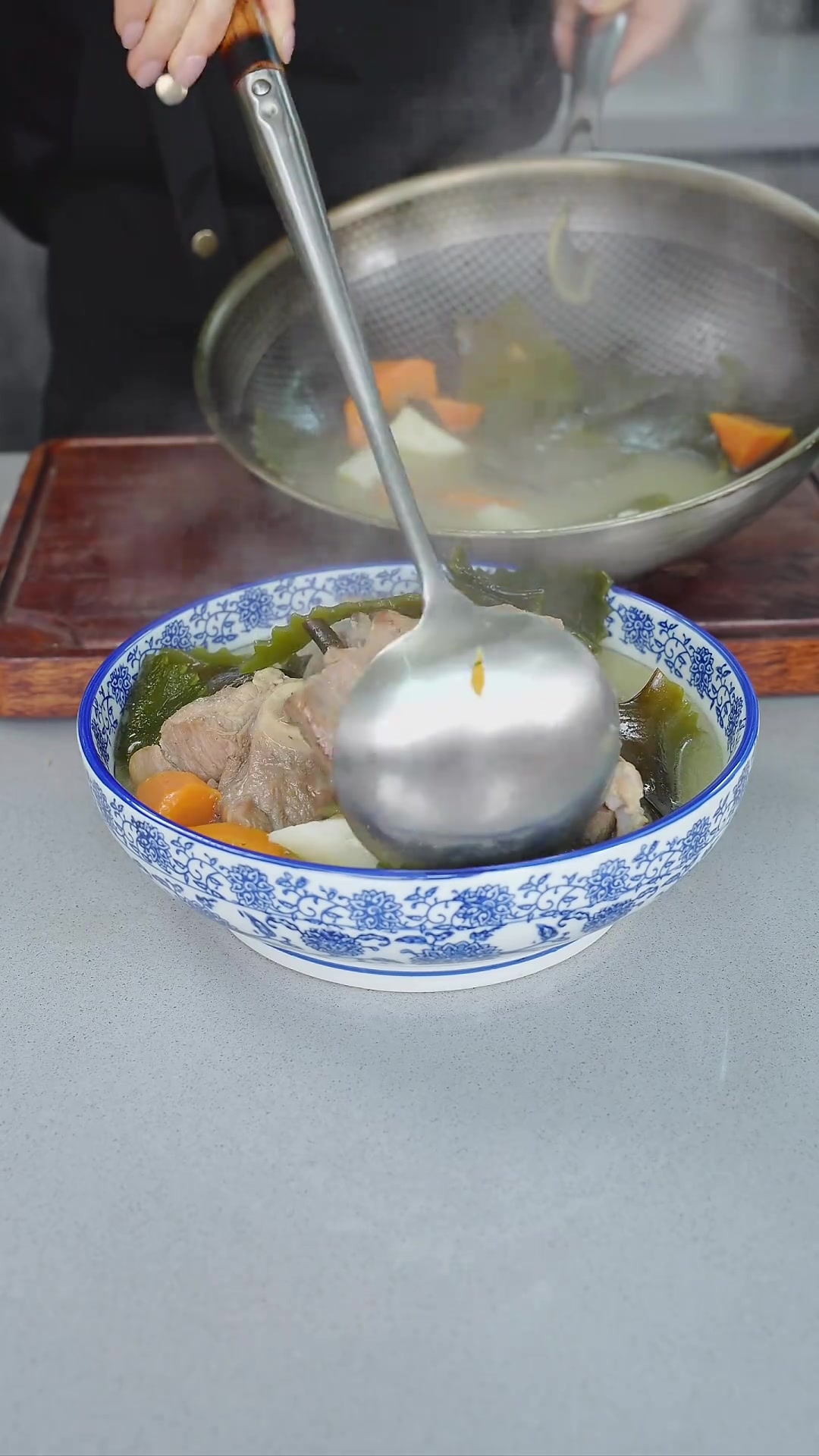 筒骨山药海带汤，鲜香好喝，营养又美味