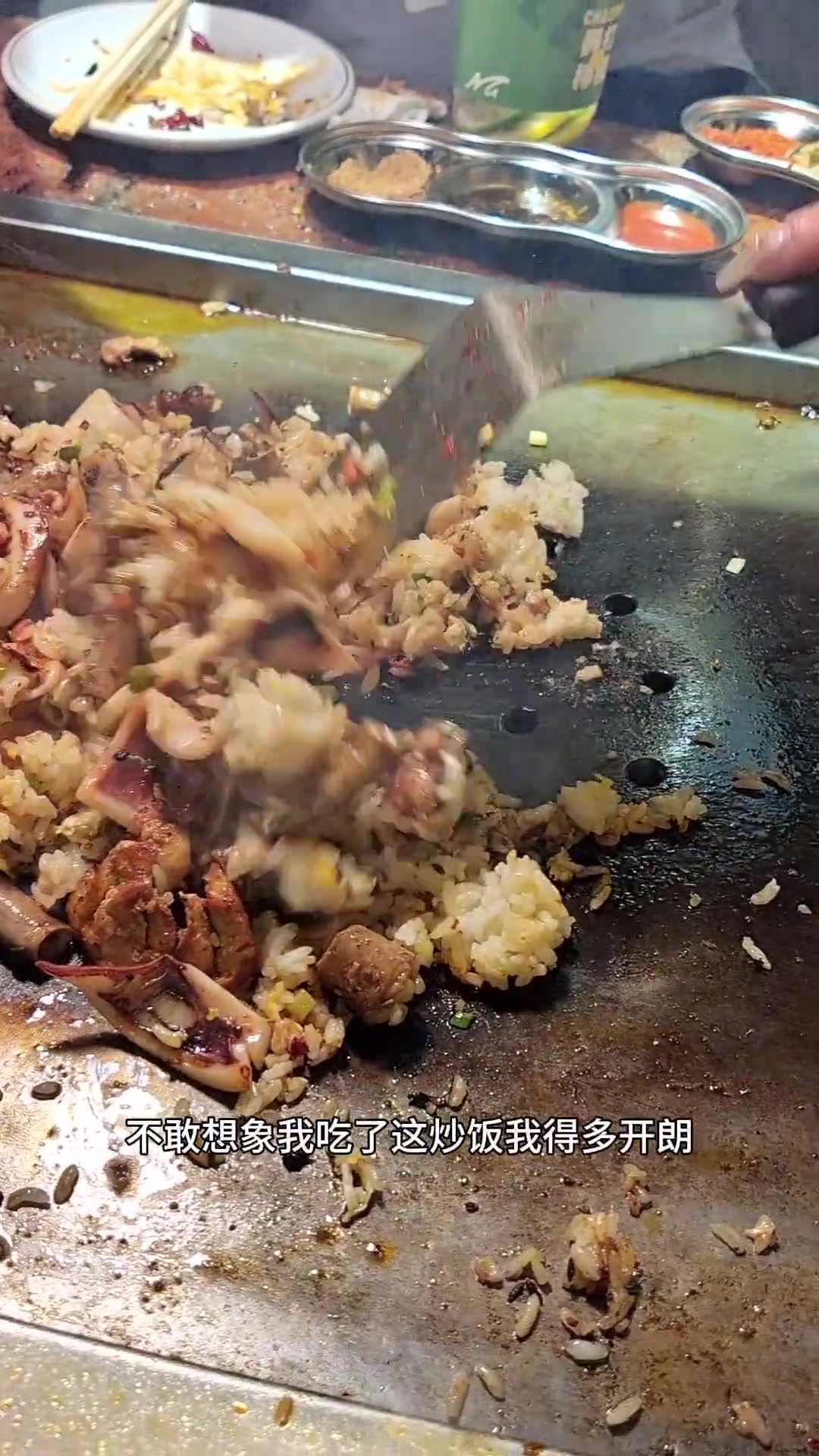 美食推荐官:石棉火上飘,烤肉新体验