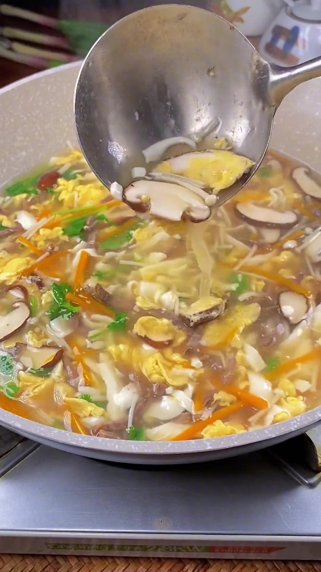 吃饭没胃口?试试黑椒酸辣汤,酸辣过瘾