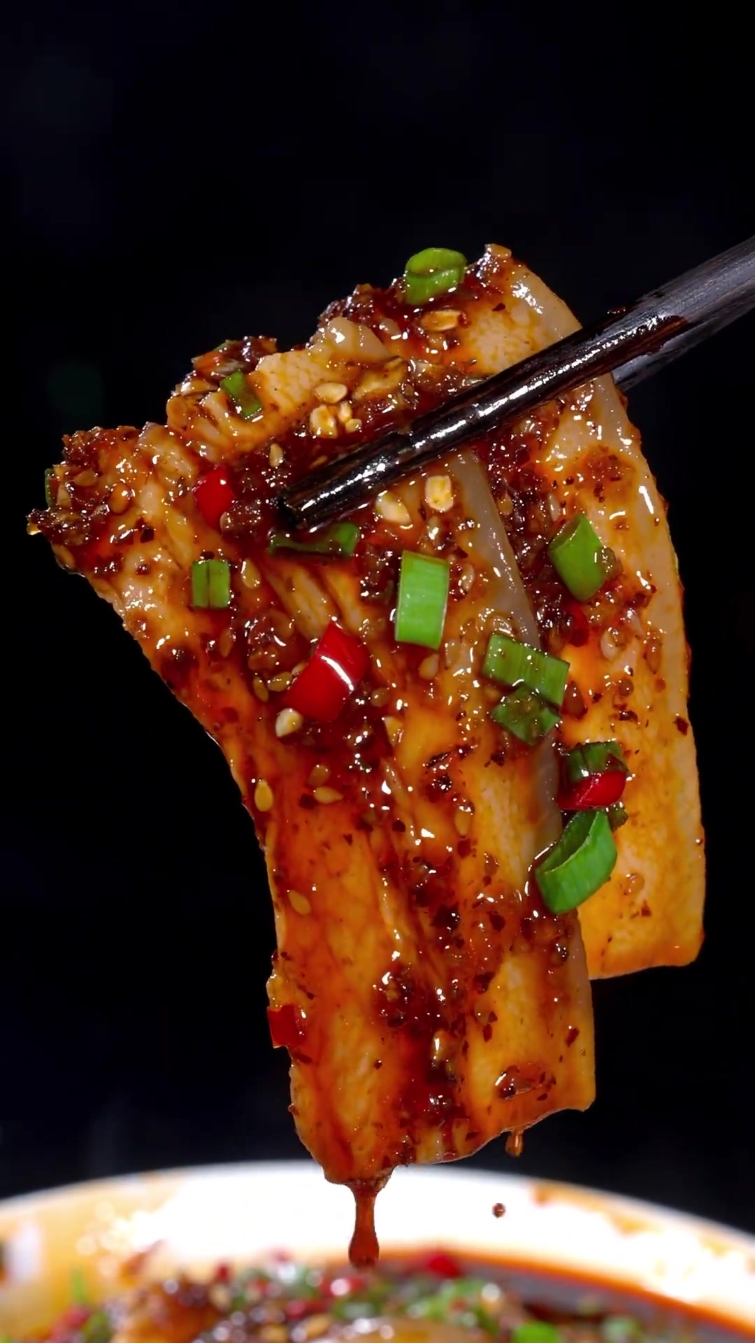 四川凉拌白肉拌蕨根粉，鲜香不腻口感爽滑