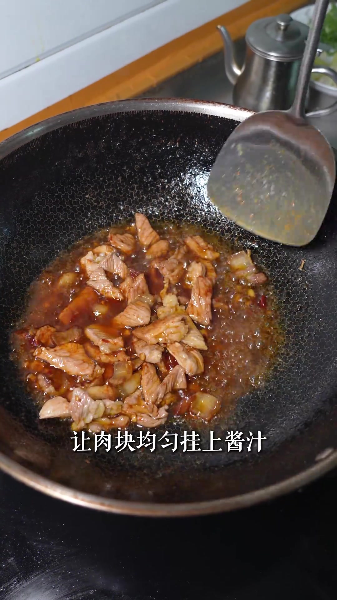 湖北夹竹园大豆火腿炒荤菜鲜香难忘