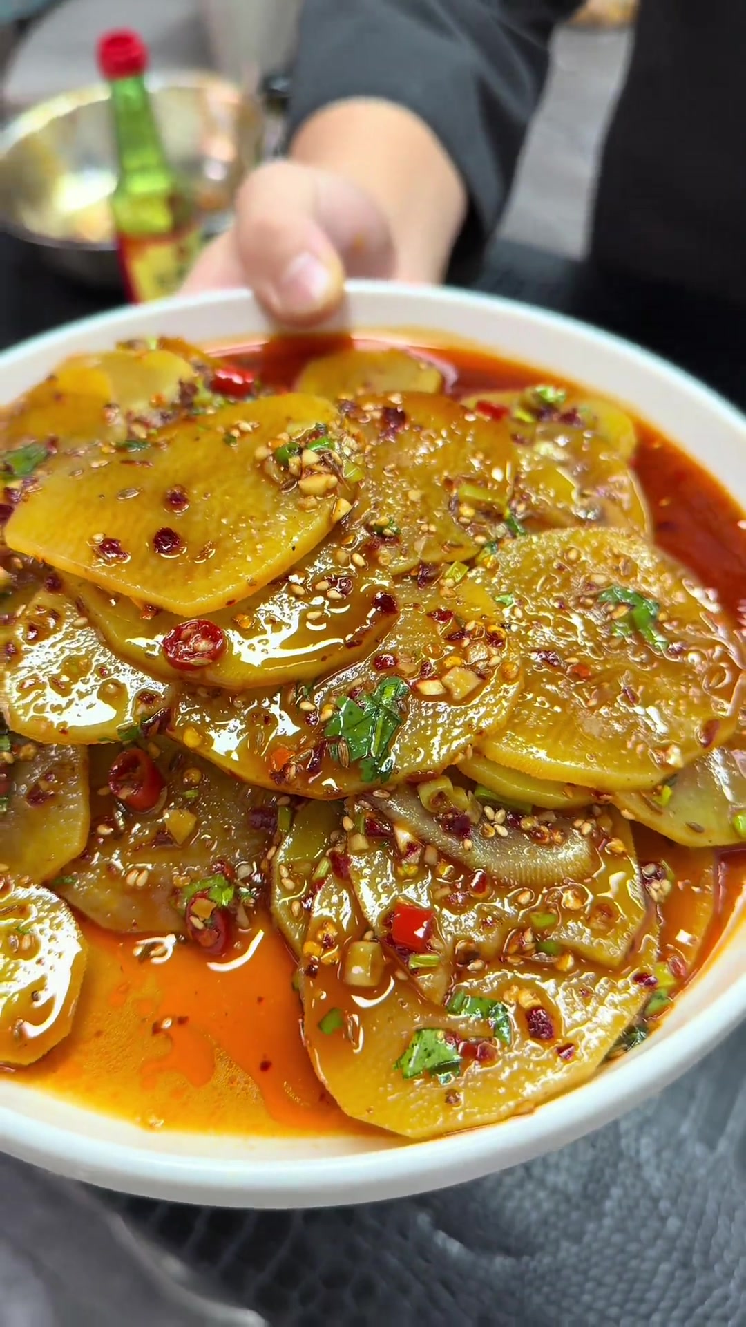 清爽可口的凉拌土豆片，做法超简单