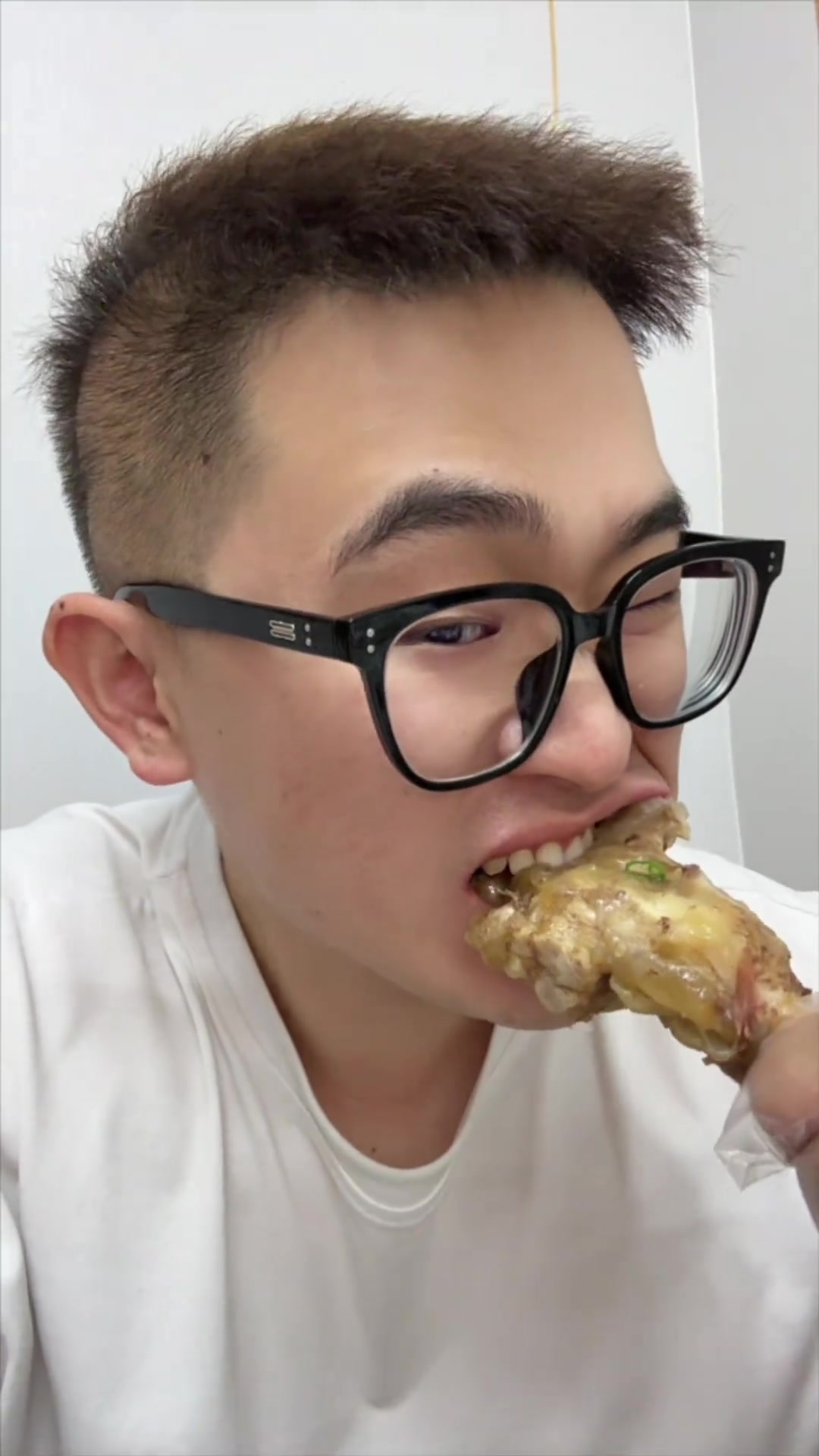 羊肉如果是内蒙的诗,那羊架子便是最狂野的句子