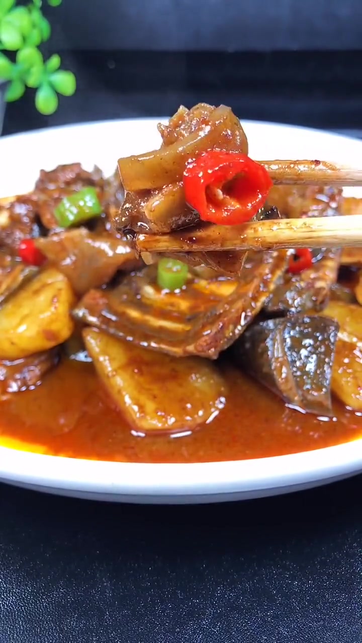 红烧甲鱼加黄焖鸡料,香到舔盘!
