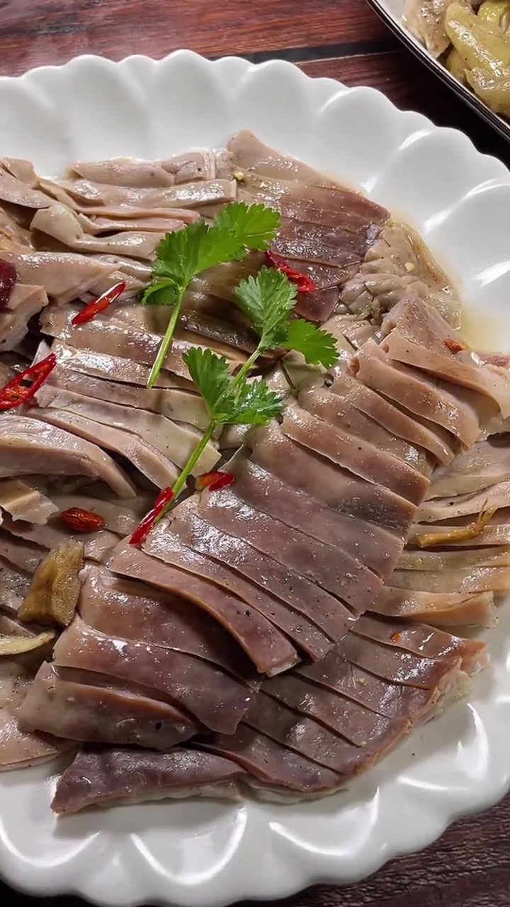 做全广东人都喜欢的猪肚包鸡，你喜欢吗