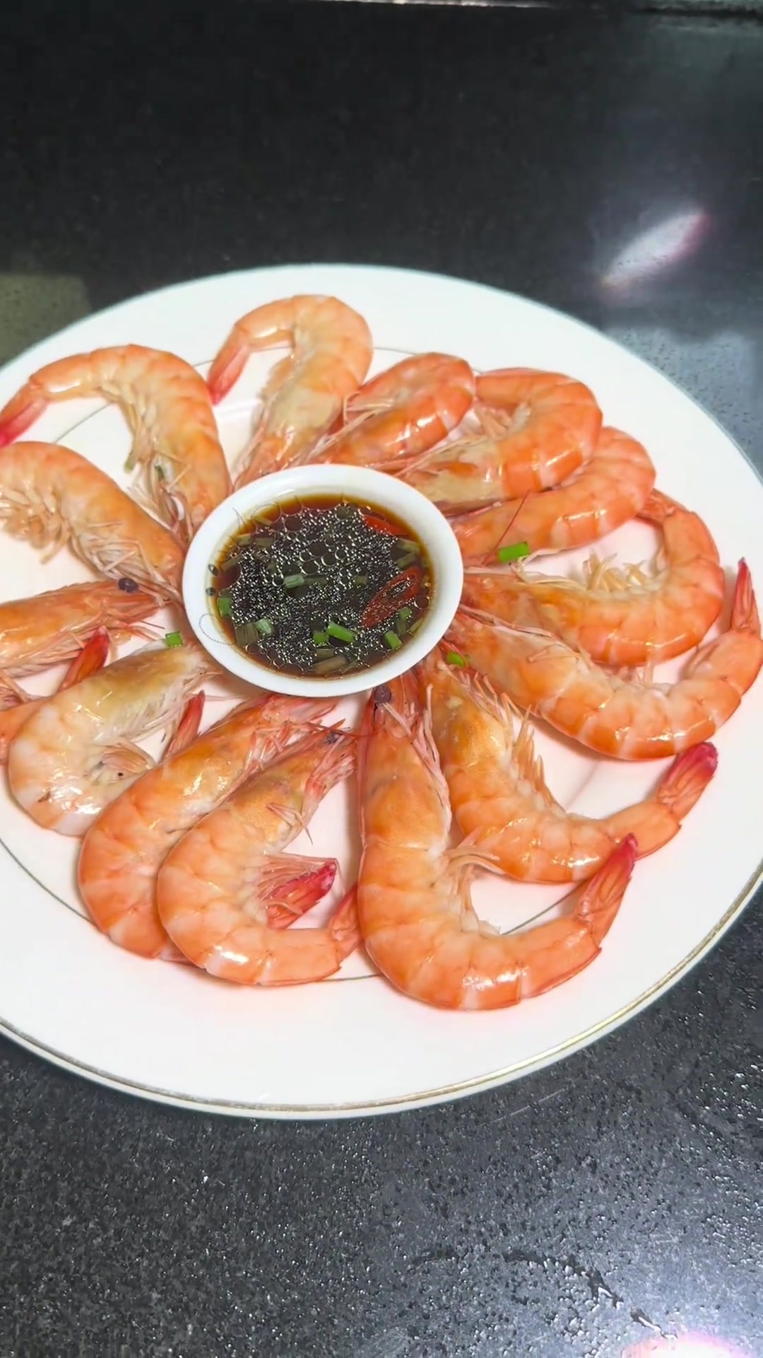 分享清蒸大虾做法，简单美味超好吃！