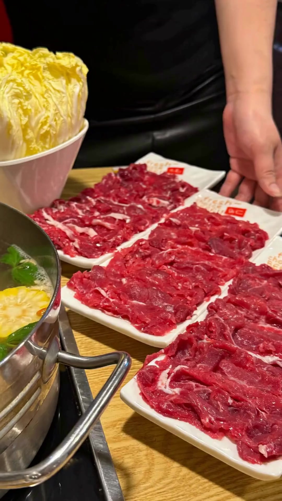 北方人为何觉得潮汕牛肉火锅没劲?揭秘清淡背后的鲜味哲学