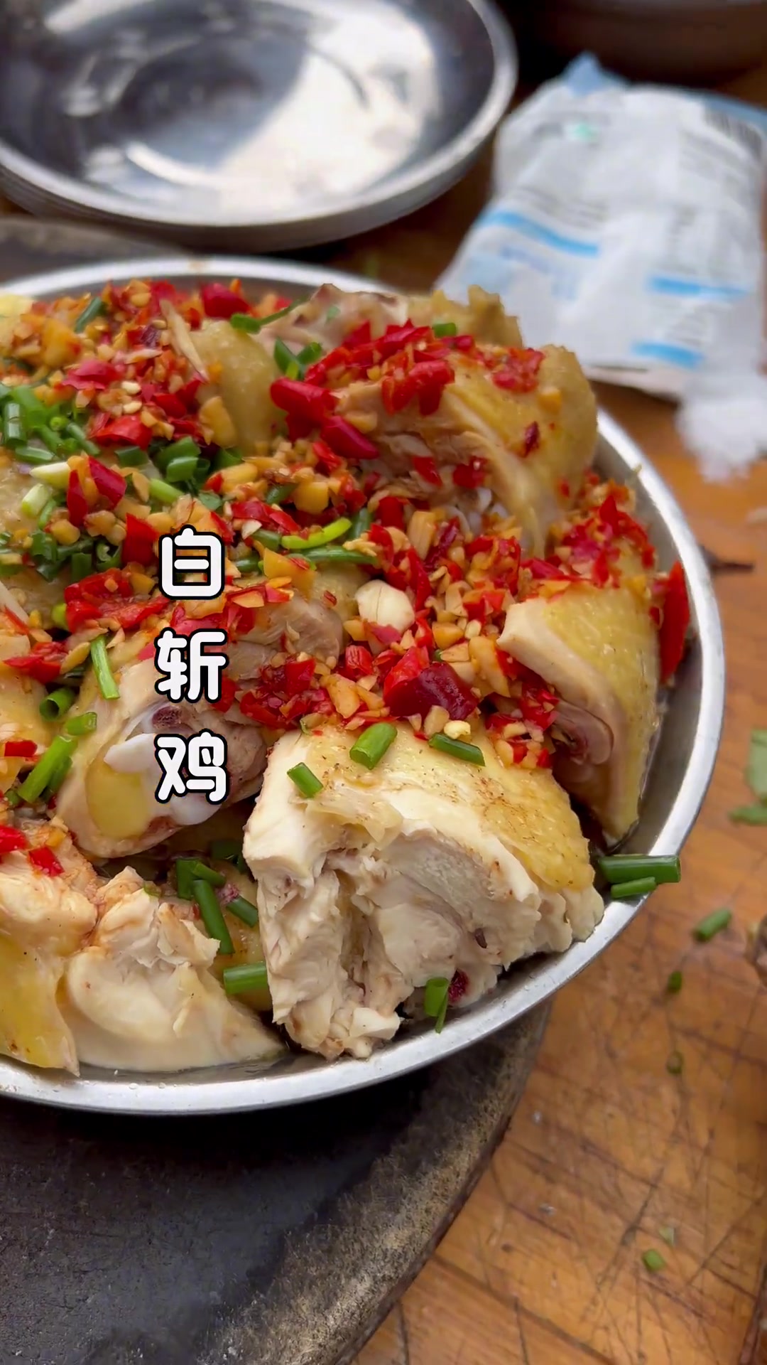 湖南农村酒席!老乡能猜出是湖南哪办酒吗?