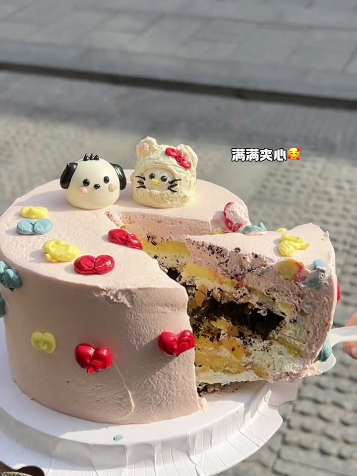 一个人来做DIY蛋糕是什么体验69.9就有一个五寸小蛋糕