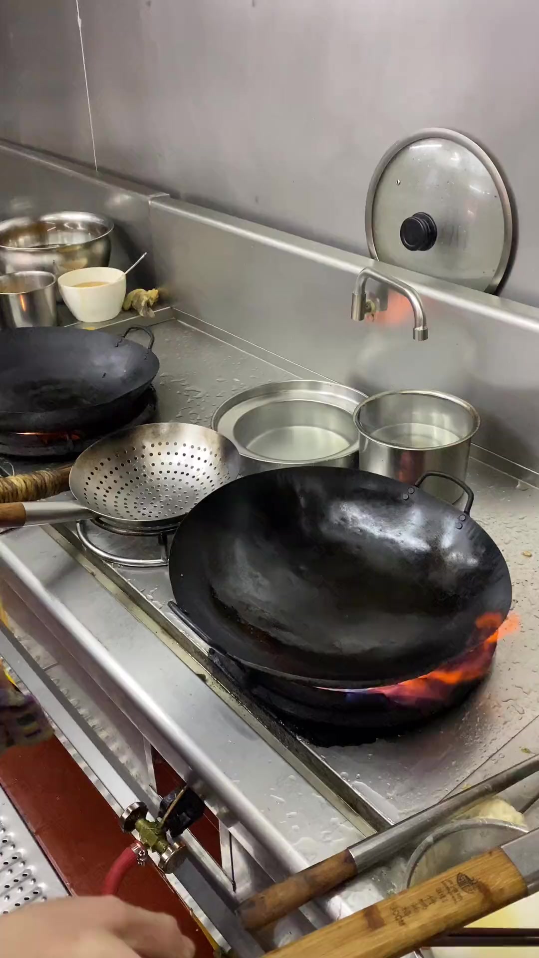 普宁豆酱煮鸡腿鱼