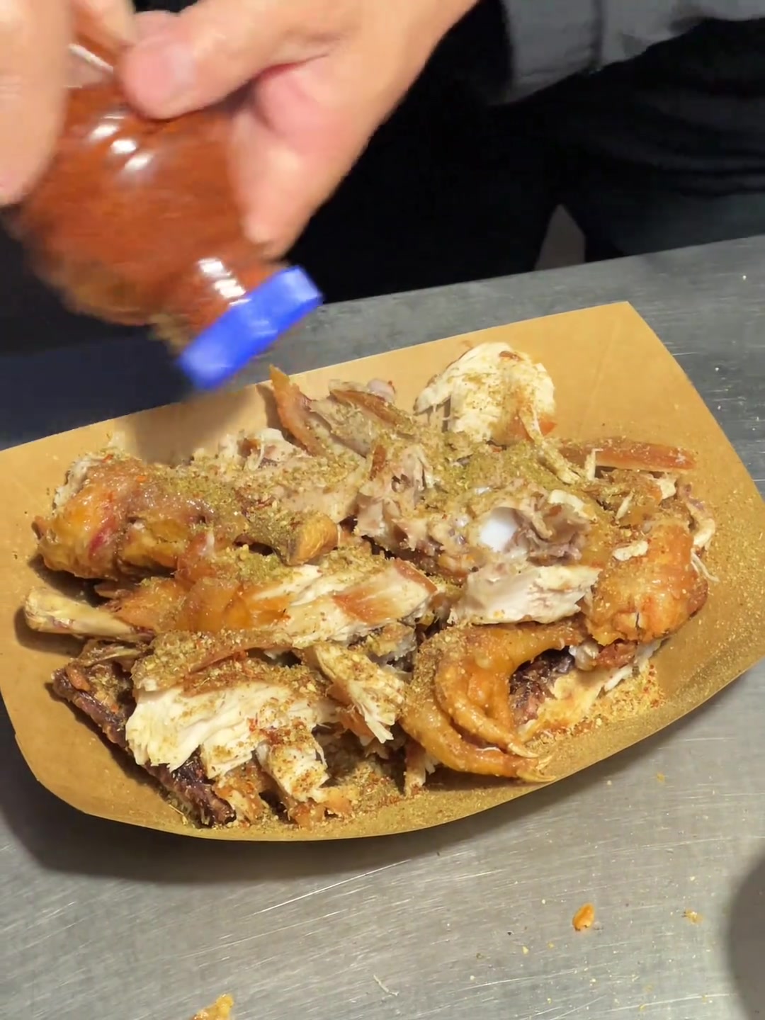 最近徐州香酥鸡很火,我们沛县也有好吃的香酥童子鸡!