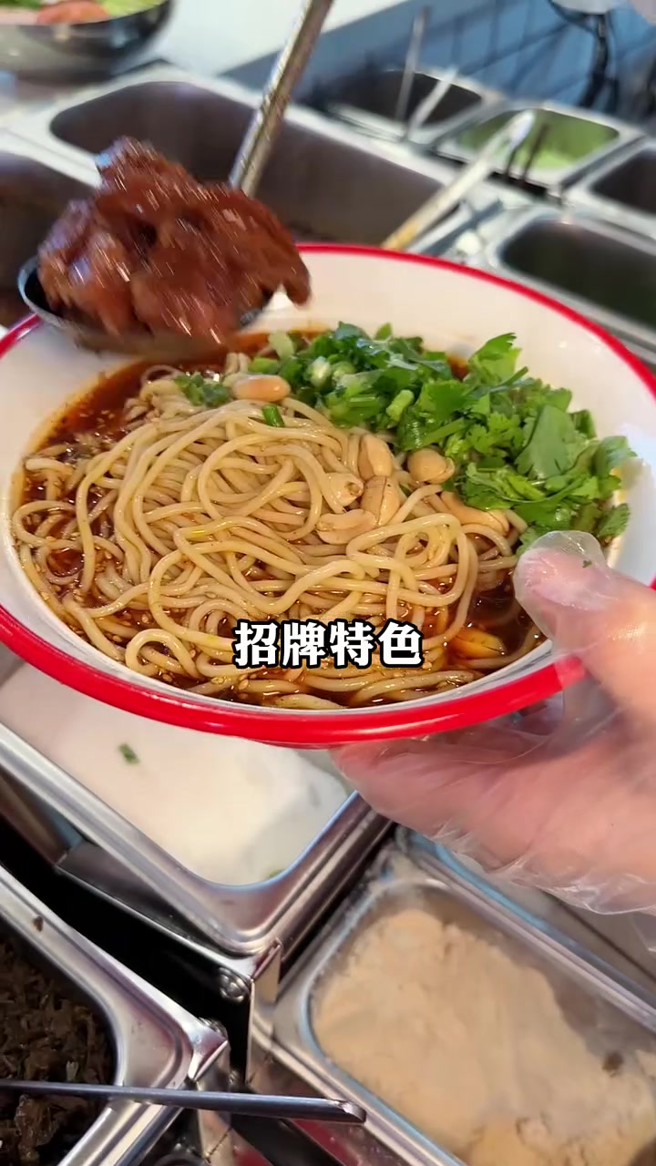 新手开面馆，这样设计灯箱生意错不了！