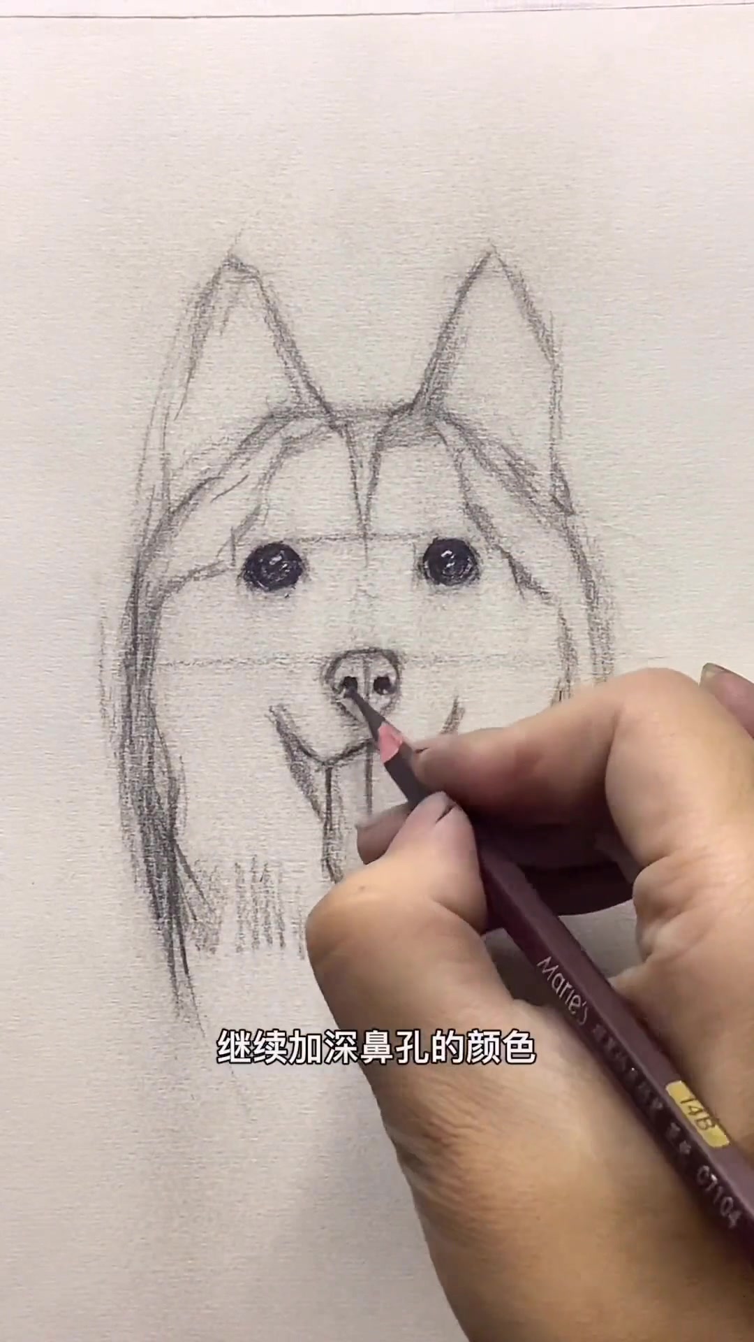 零基础学画画，画出的“傻狗”作品让人摸不着头脑？