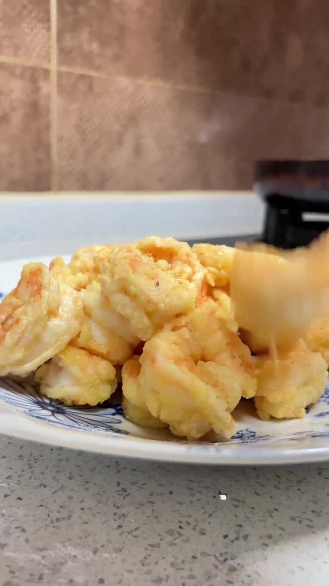 一虾两吃：芥末虾球与上汤娃娃菜