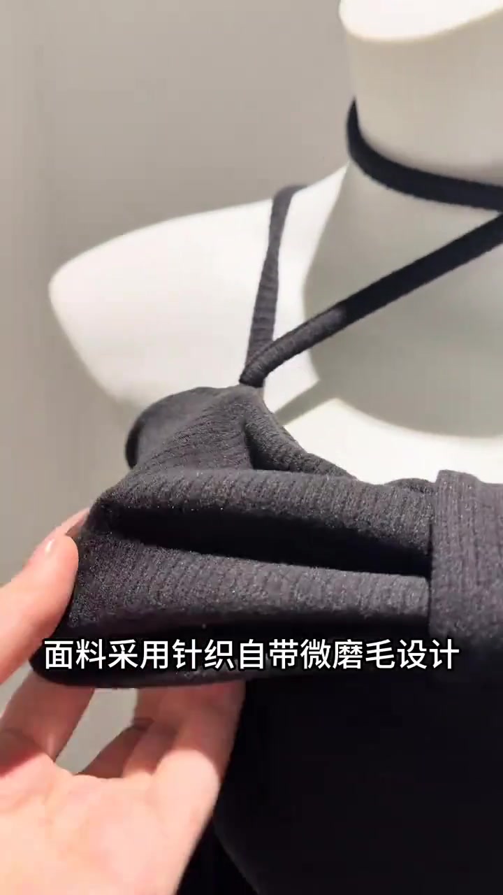 黑色长款鱼尾裙终于来啦