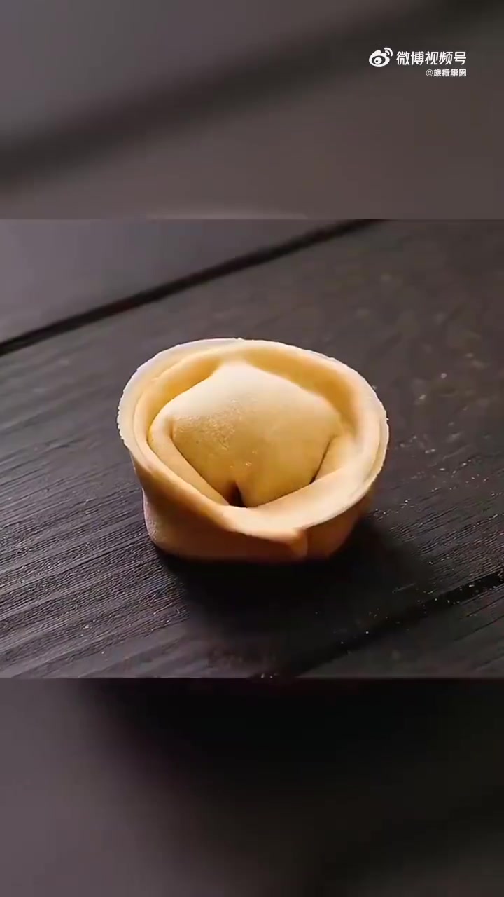 「学起来！10种容易上手的饺子包法」你会包饺子吗？一个视频教你饺子的各式创意包法，好看又好