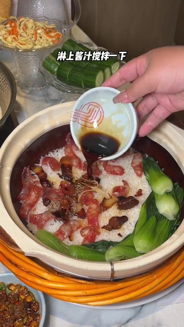 这家猪肚鸡火锅好吃到不行
