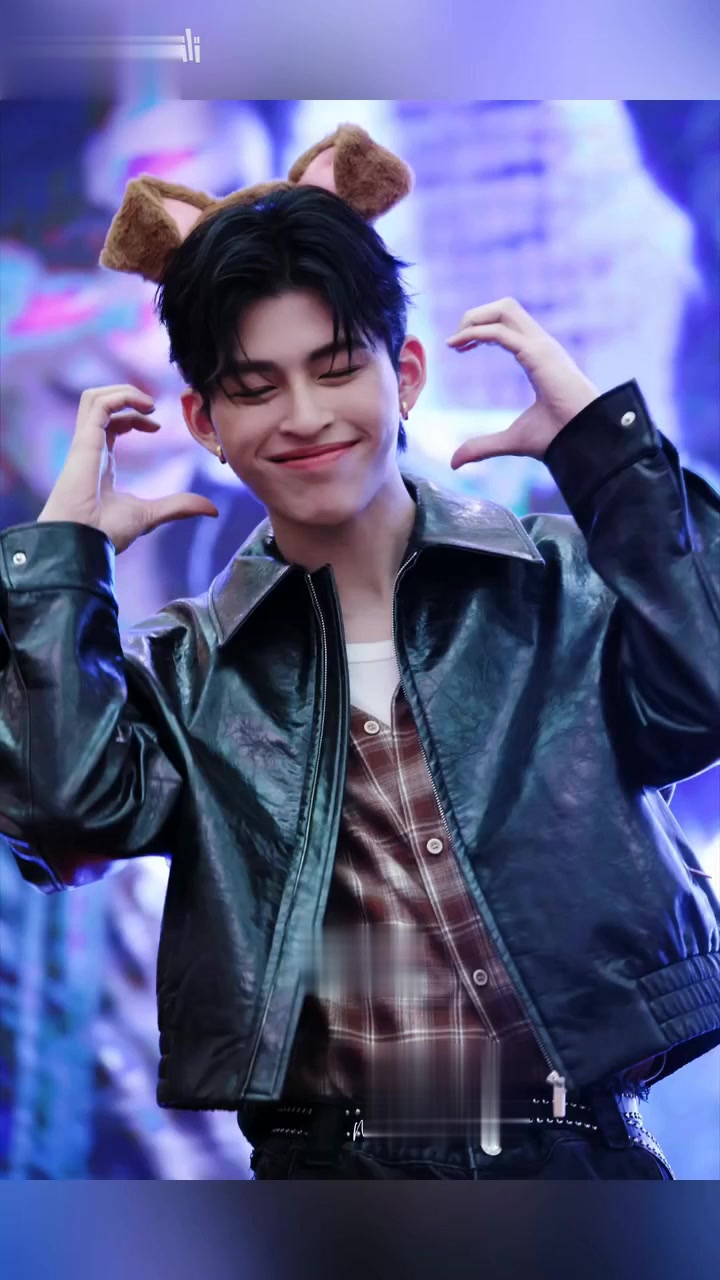 =签售会上,小面包普明可爱模样尽显!