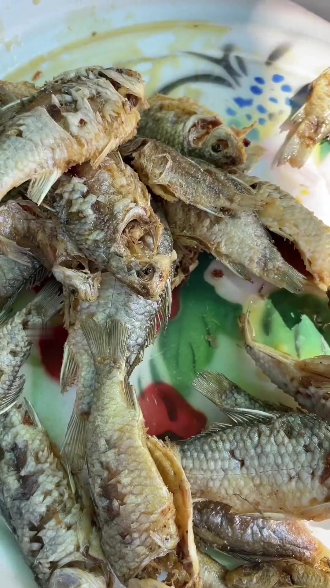 这样做的鲫鱼刺都化了特别软烂