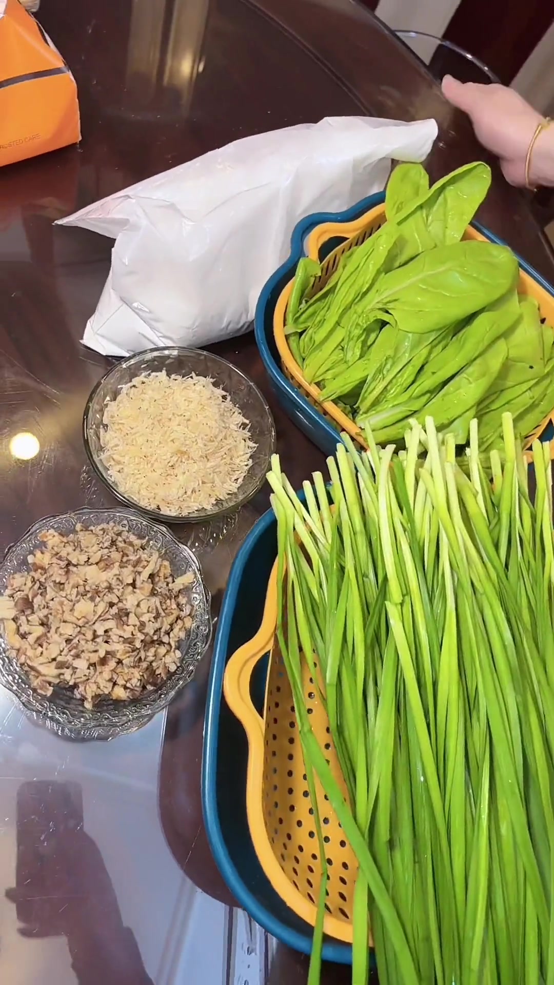朋友们燕姐家常菜韭菜粿潮汕菜粿小吃做法非常好吃