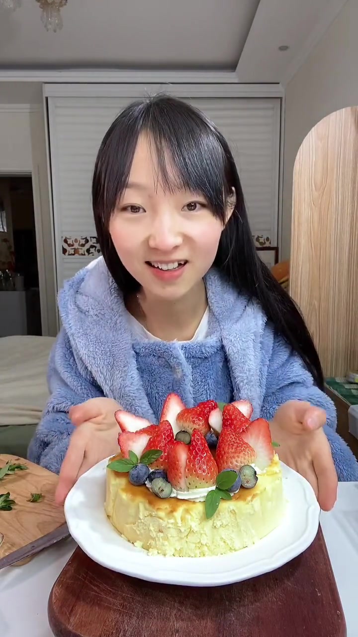一次成功顺滑好吃的巴斯克芝士蛋糕