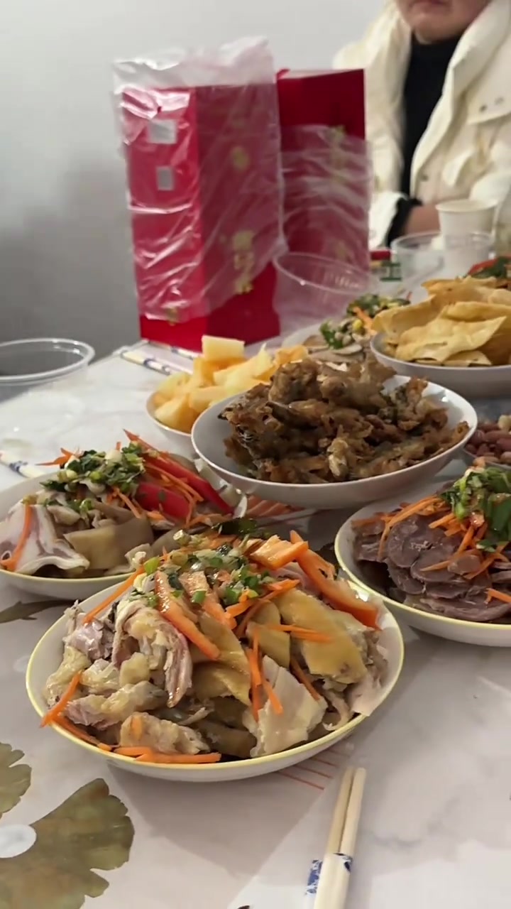 河南八个凉菜开胃果然名不虚传！