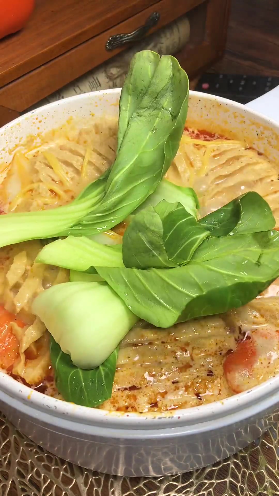 爱吃麻辣烫的看过来,这样做的牛奶麻辣烫嘎嘎香