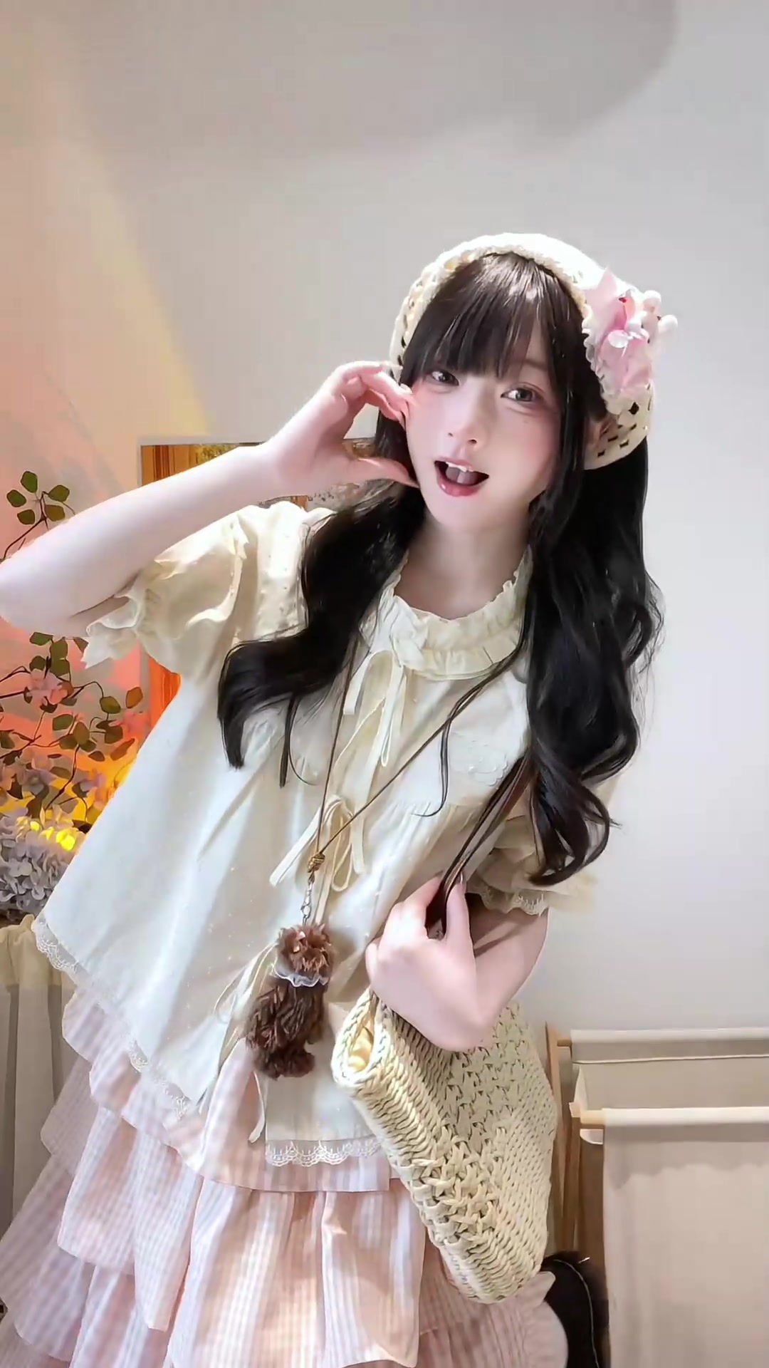 当然要穿粉色系啦可爱蛋糕裙裙~