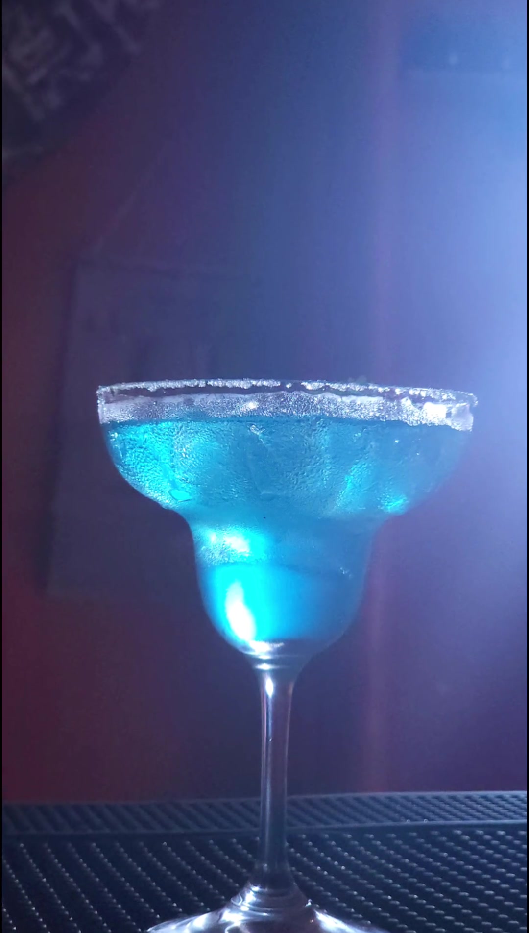 这是一杯凄美的爱情故事,世界著名的鸡尾酒