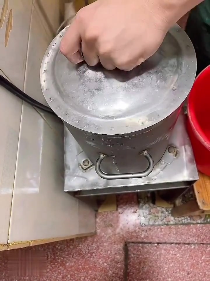 紫金龙窝大肉丸