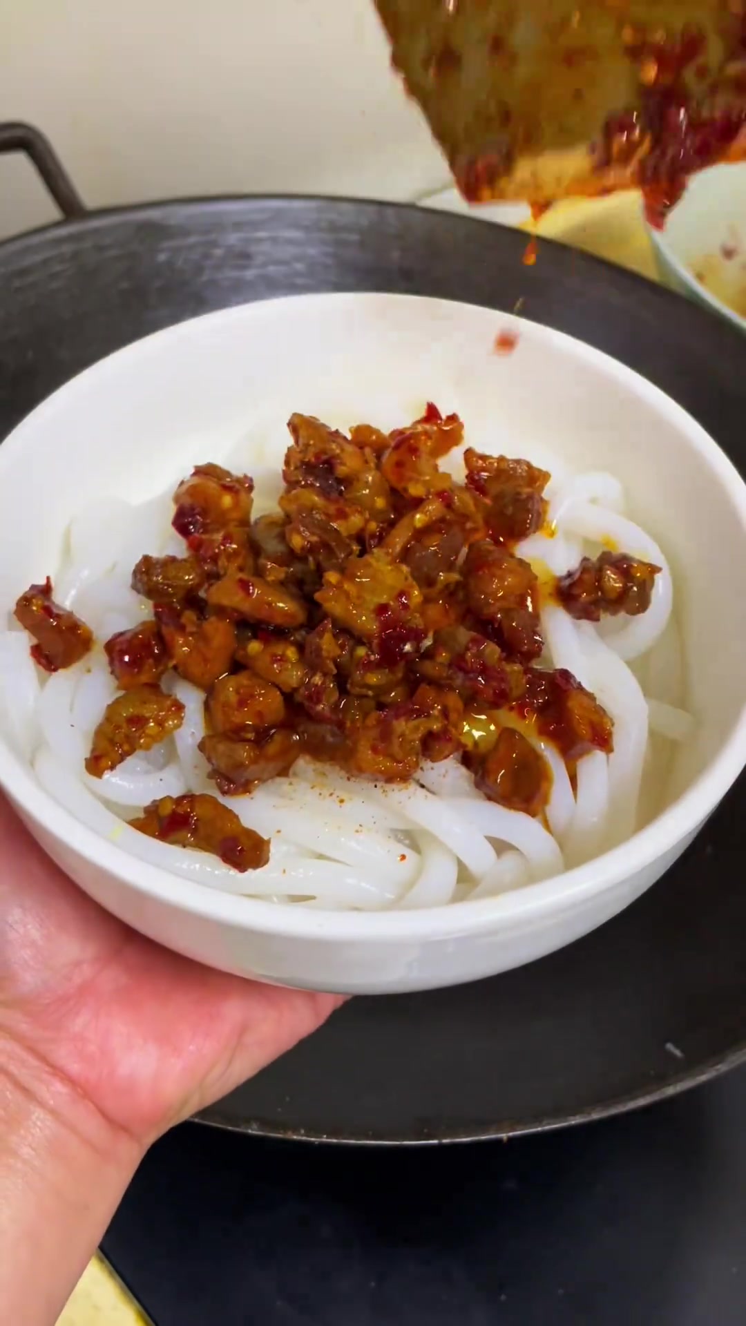 湖南人的早餐从一碗米粉开始!家常肉臊子大家都会炒吧