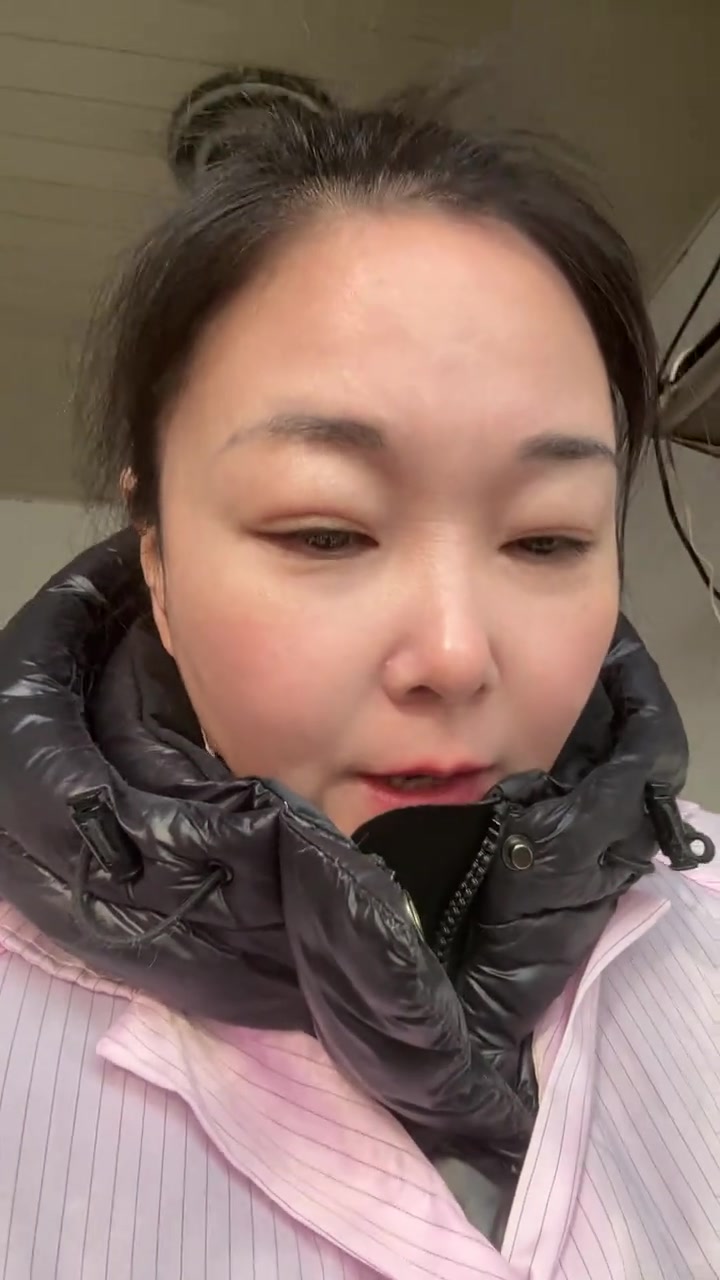 最后一款饺子,地菜猪肉馅儿,香到上头!