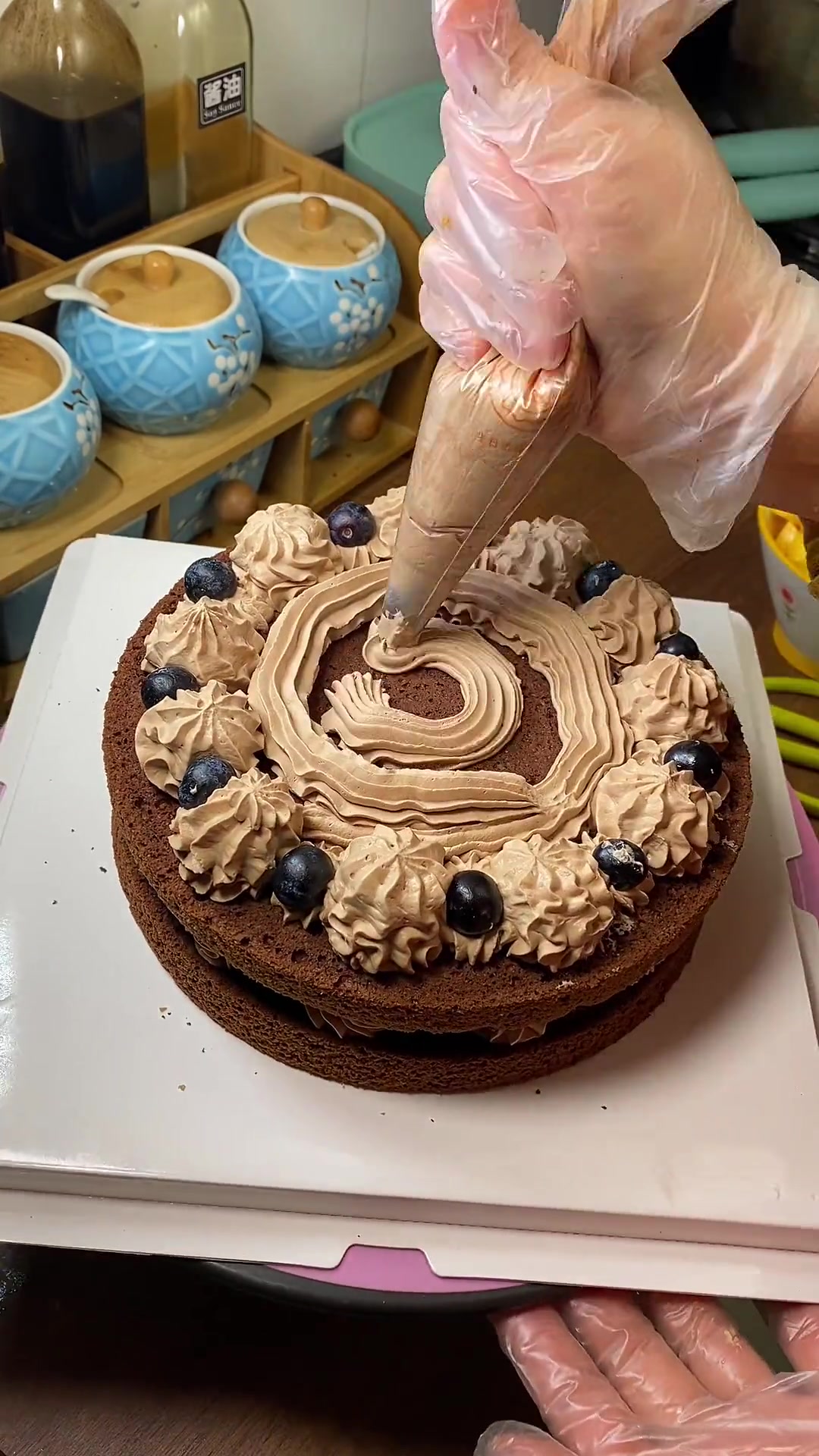 生日蛋糕不会抹面就做裸蛋糕祝儿子生日快乐