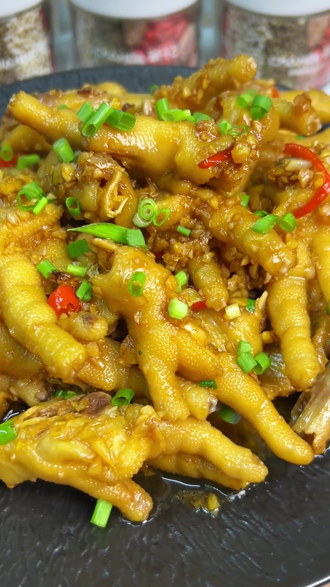 蒜蓉鸡爪太香了大人小孩都爱吃