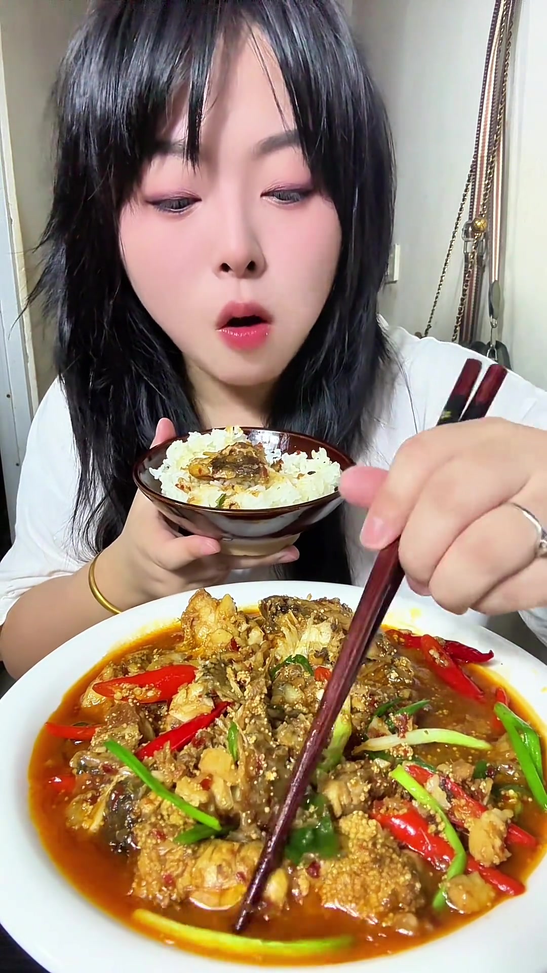 鲈鱼炖鱼籽真好吃