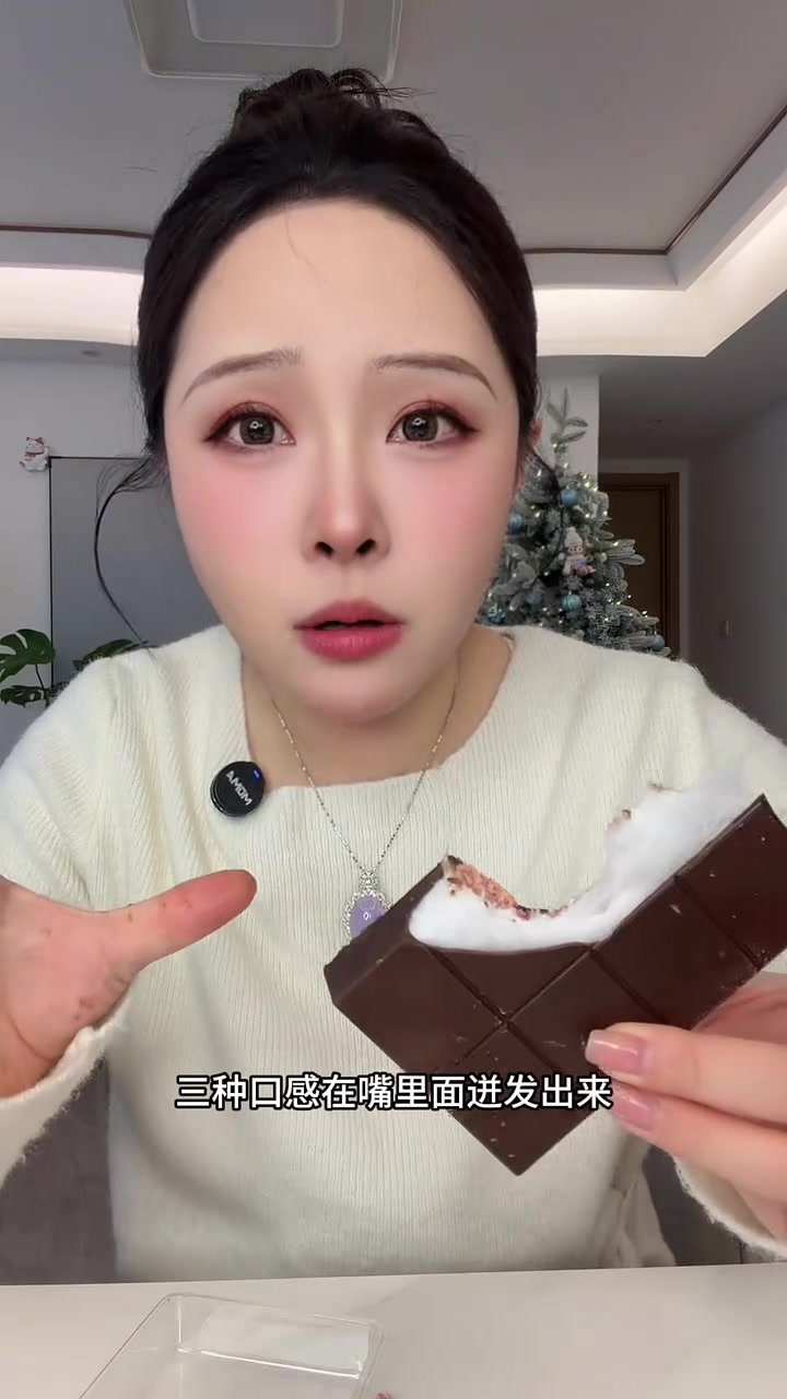 测评迪拜巧克力居然长了毛！