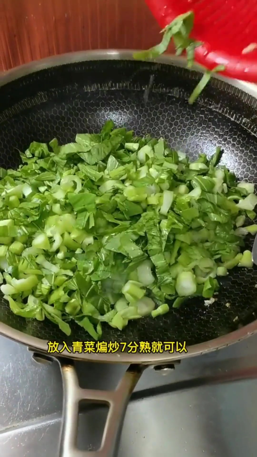 香肠咸肉菜饭碧绿又香又好吃