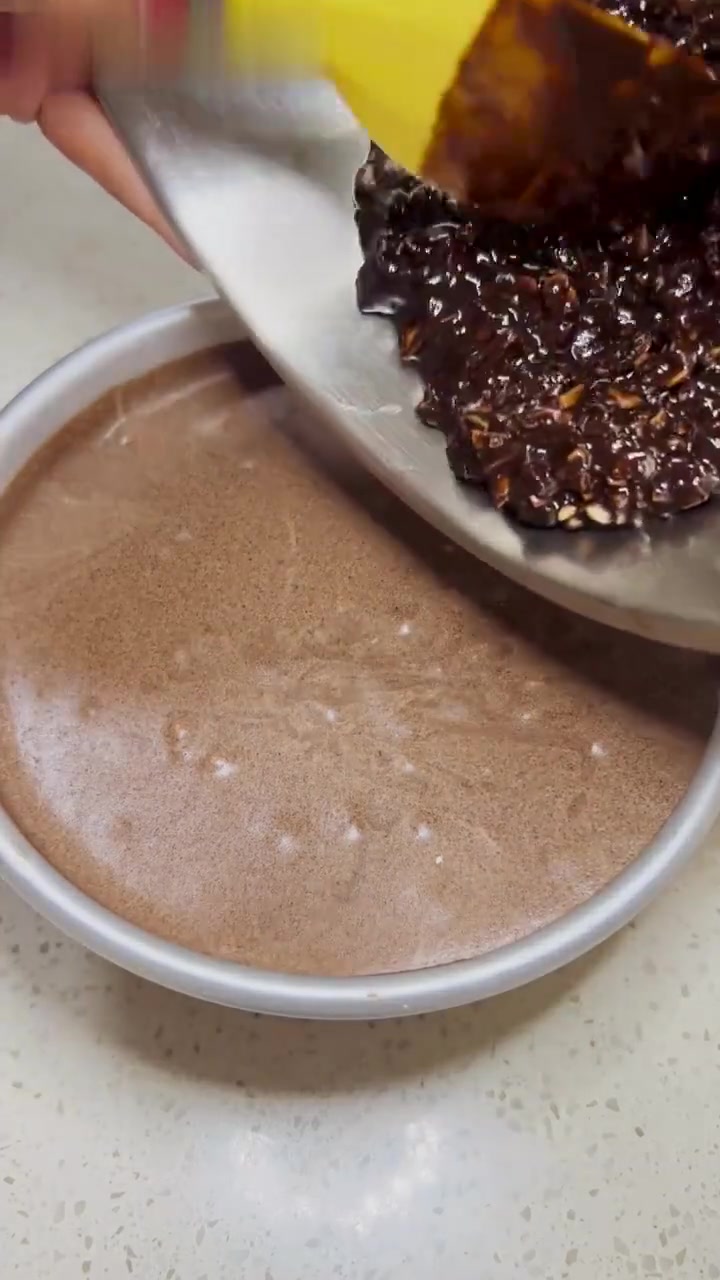 梦龙巧克力蛋糕，自己在家做，简单还好吃