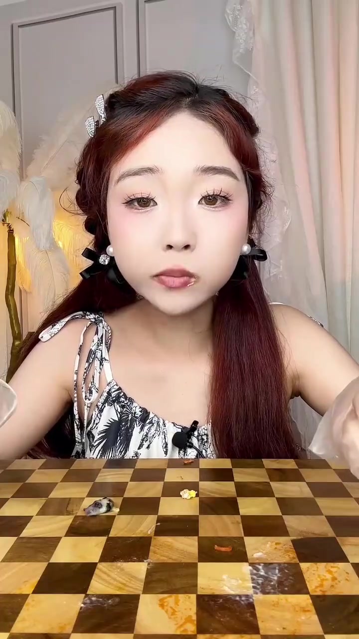 酱多多、无胚蛋糕、千层蛋糕