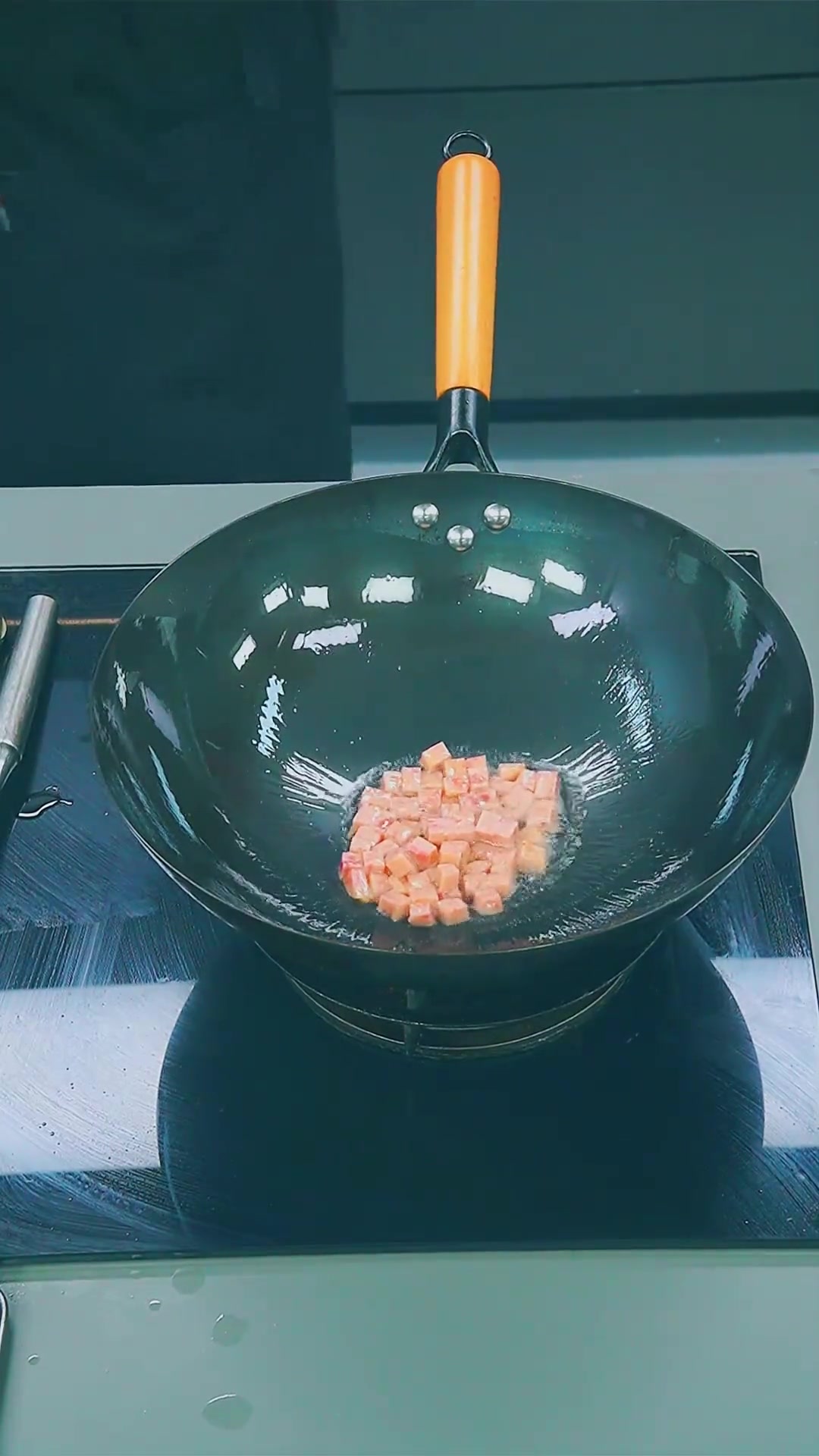 吃惯蛋炒饭不如试试芒果炒饭,不一样的味道赶紧学起来吧