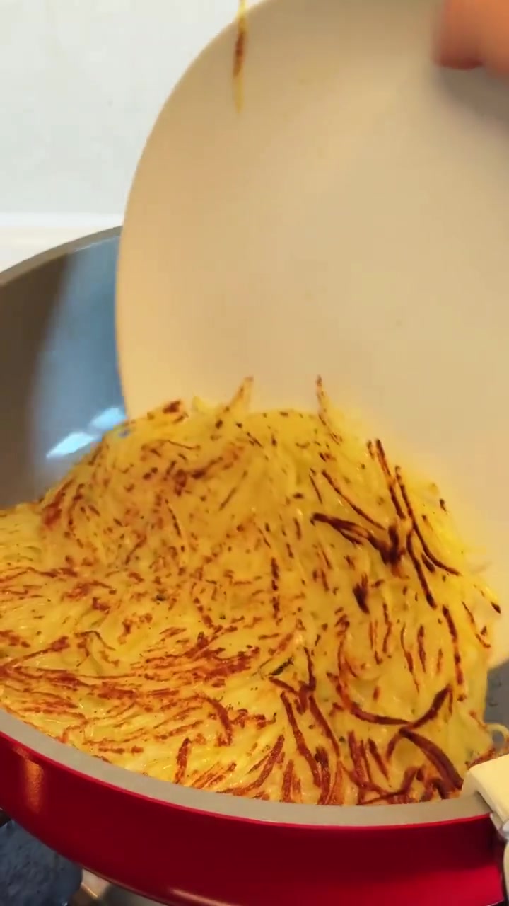 土豆烟熏三文鱼披萨在家吃出仪式感