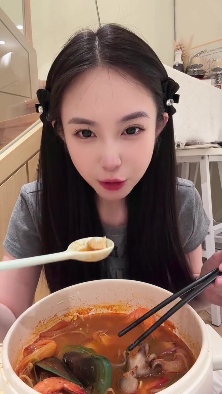 韩式海鲜汤鲜辣上头！
