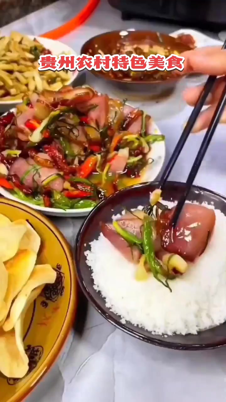 贵州酸汤腊肉菜豆腐,香到扑拉个不停!