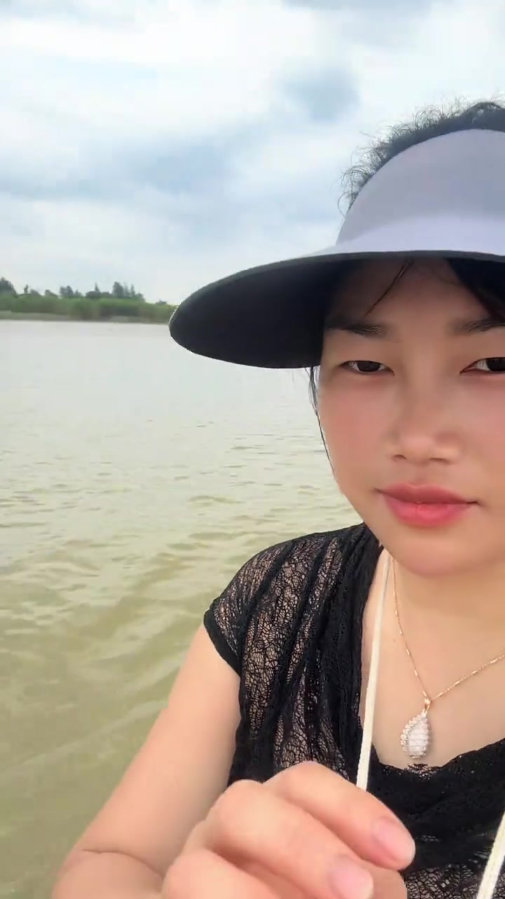 这鱼刺多，你会挑刺吗？