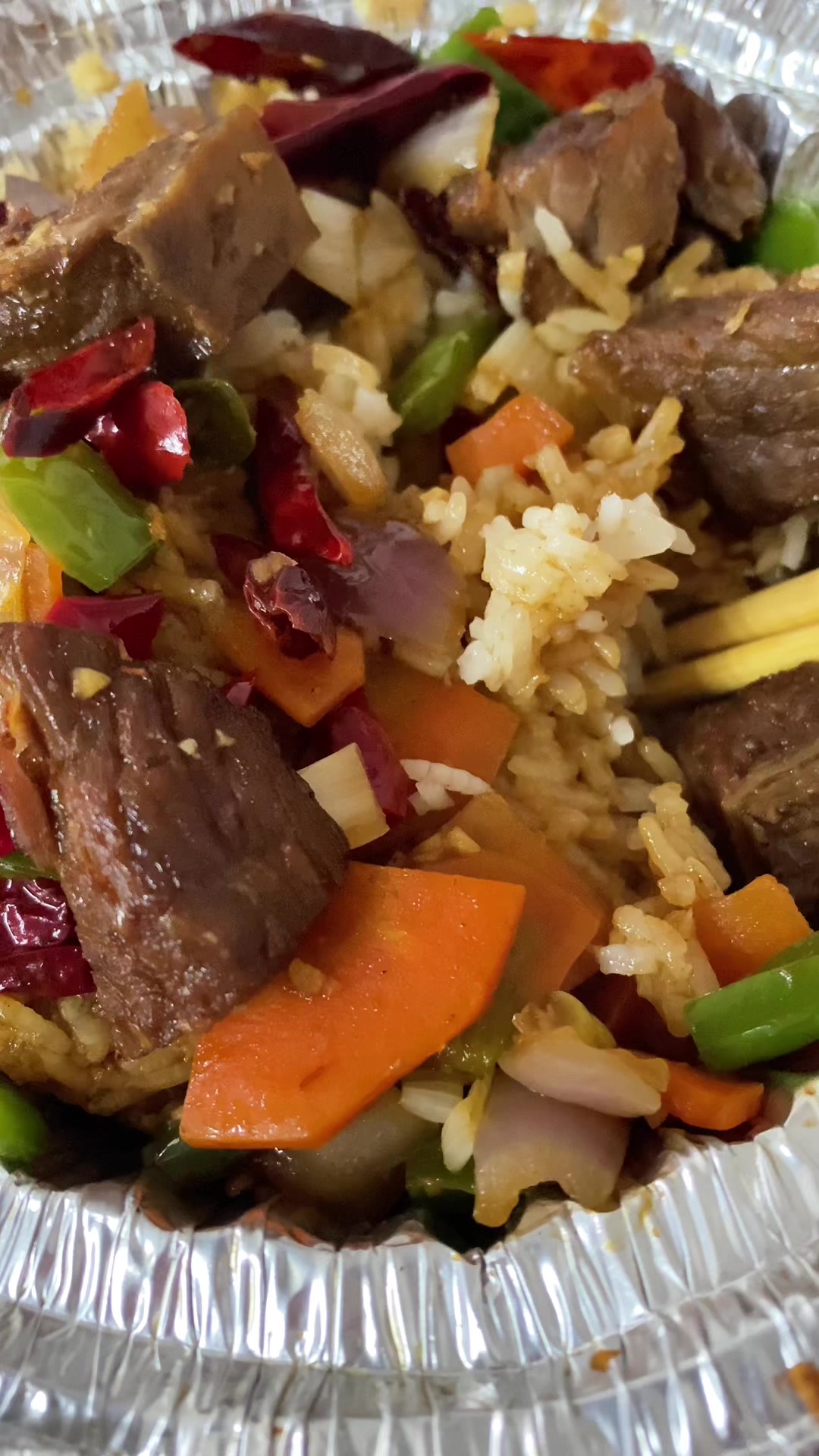 溧阳欧德咖啡香辣牛肉煲仔饭真才实料味道好very nice