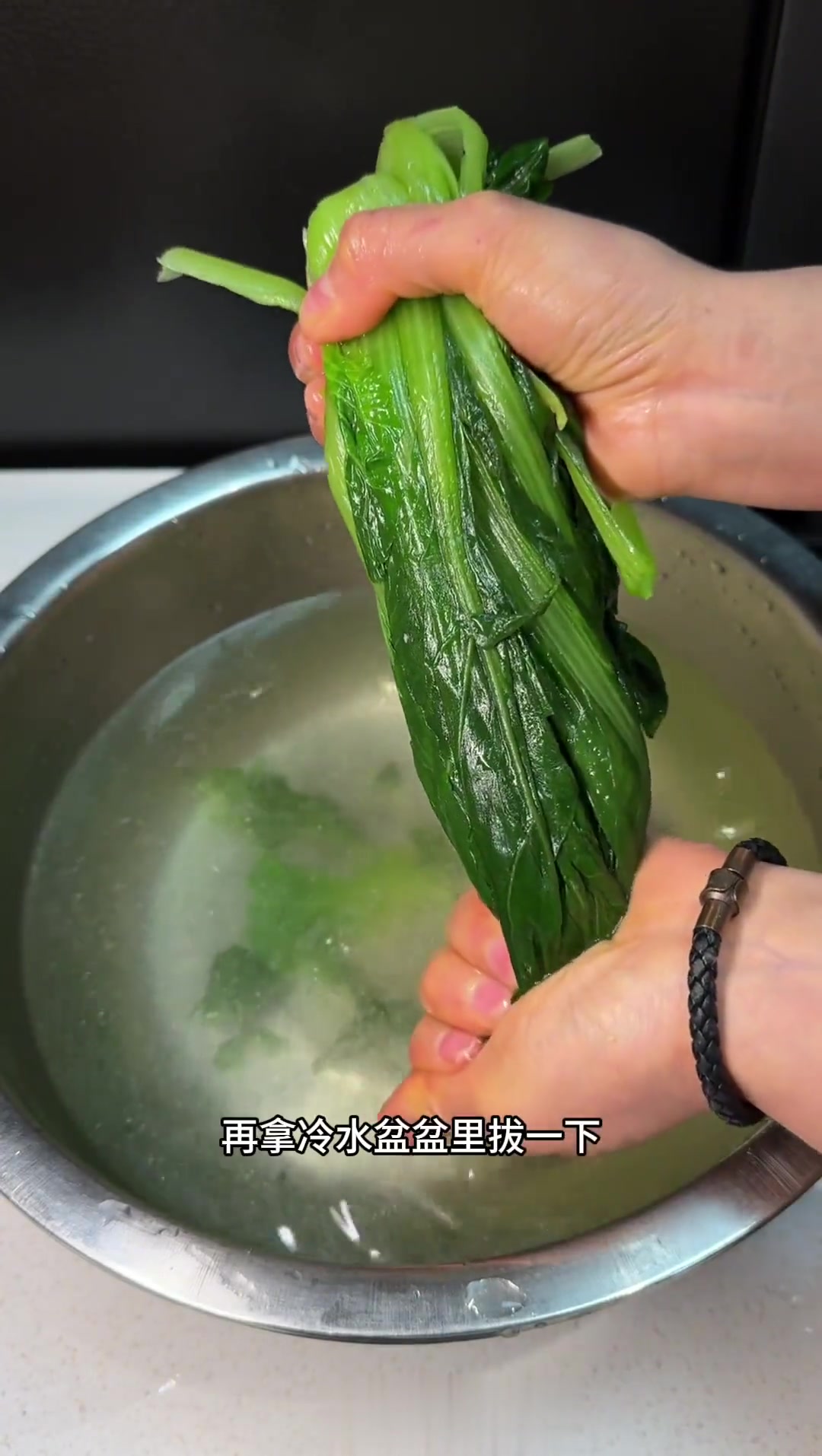 山北老家熬小白菜,配米饭香到跺脚!