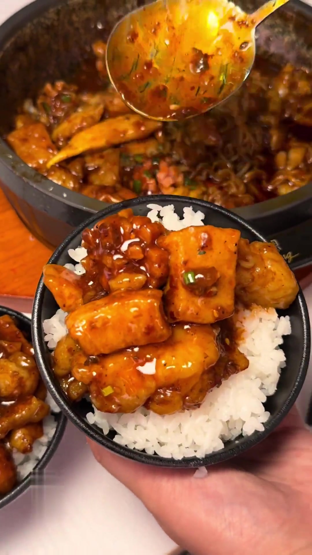 遵义美食辣想啵啵鱼,让我抬头看见梦想发光!