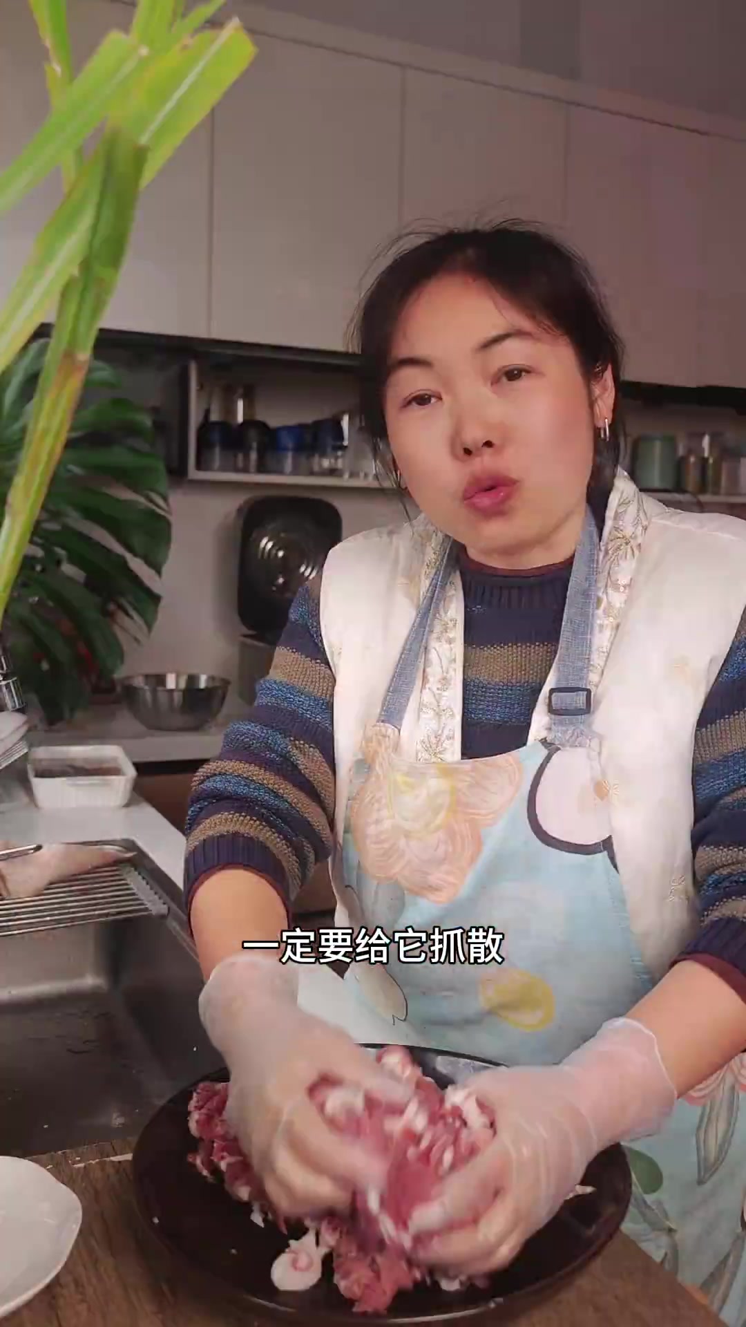 麻辣过瘾！地道川味香肠配方大公开，做法比例超详细麻辣过瘾！地道川味香肠配方大公开，做法比例